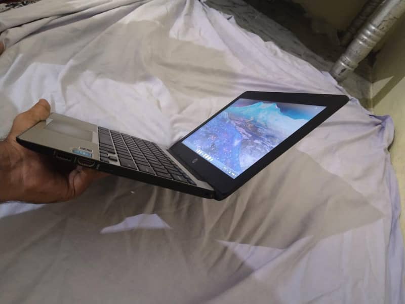 CHROME BOOK 14