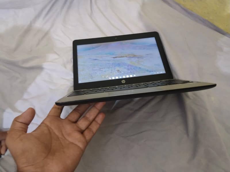 CHROME BOOK 18