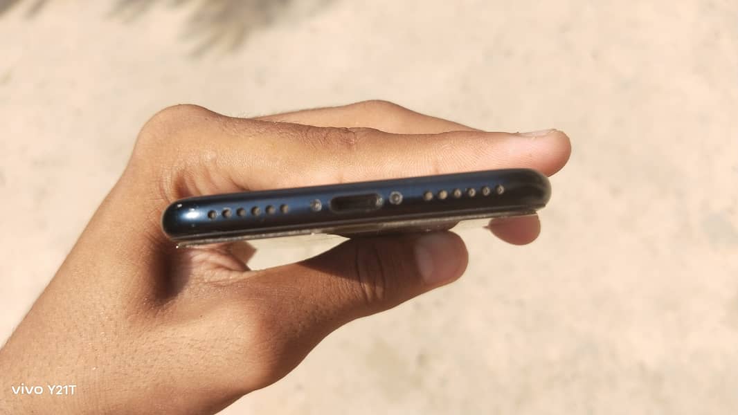 IPHONE SE3RD 2