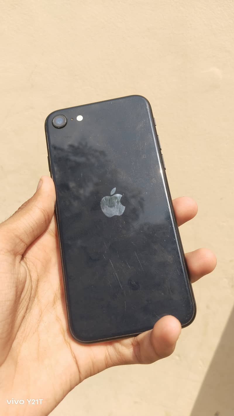 IPHONE SE3RD 6