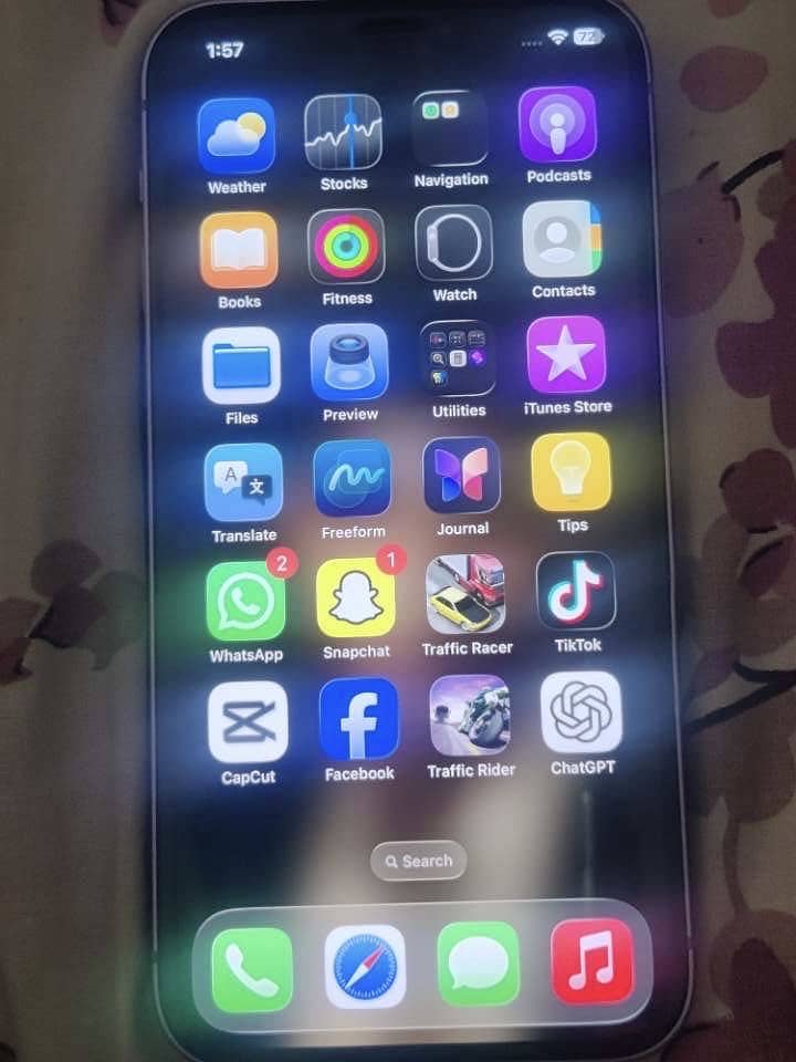 Apple iPhone 12 2