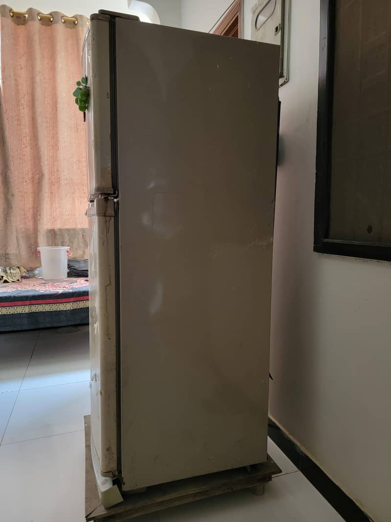 Dawlance Refrigerator 1