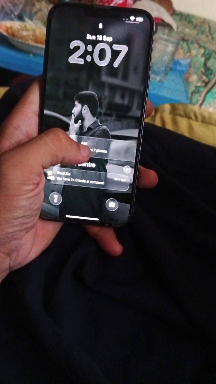 Apple iPhone 13 Pro Max 4