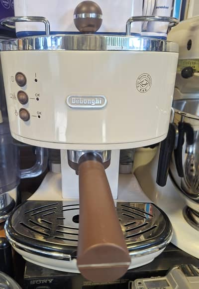 Delonghi coffee maker coffee machine