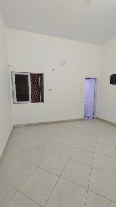 3 Bed Renovated N Block 2k Stop Side