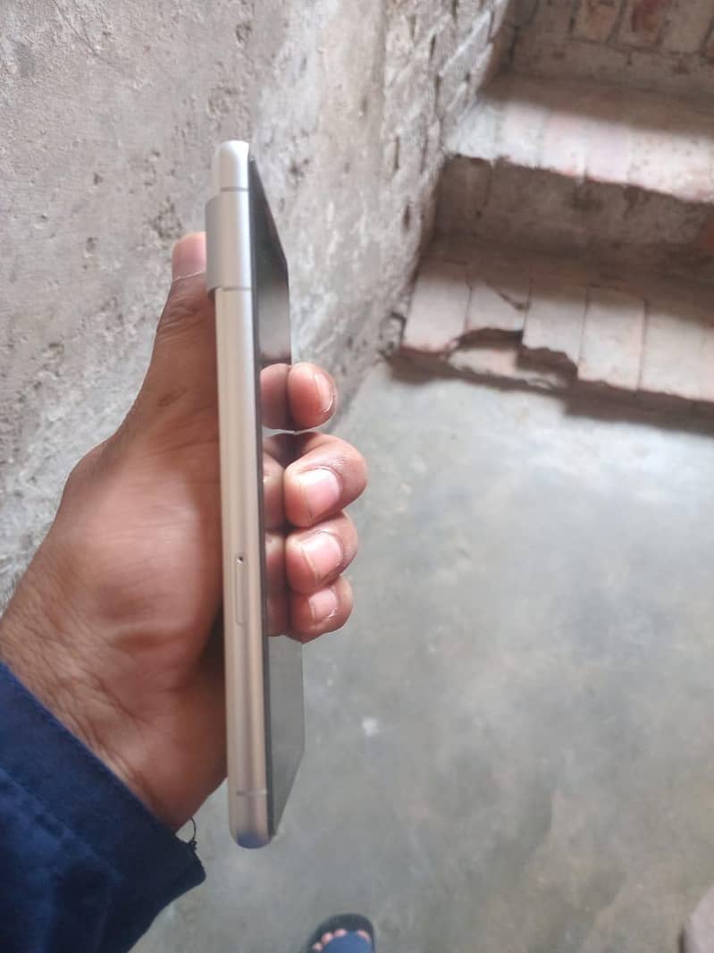 Google Pixel 7 3