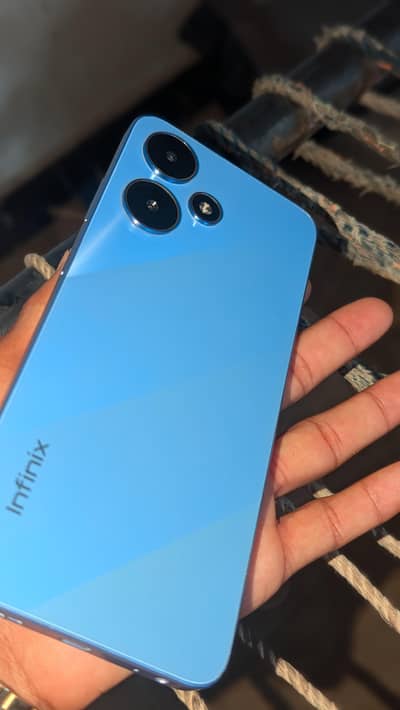 Infinix Hot 30 Play
