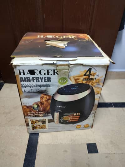 HAEGER 6.8L Digital Air Fryer (1800W) - Excellent Condition
