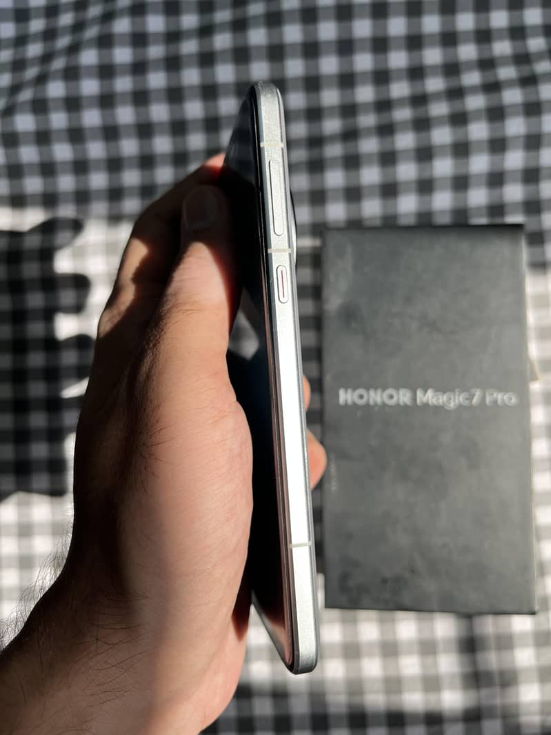 Honor Magic 7 Pro 3