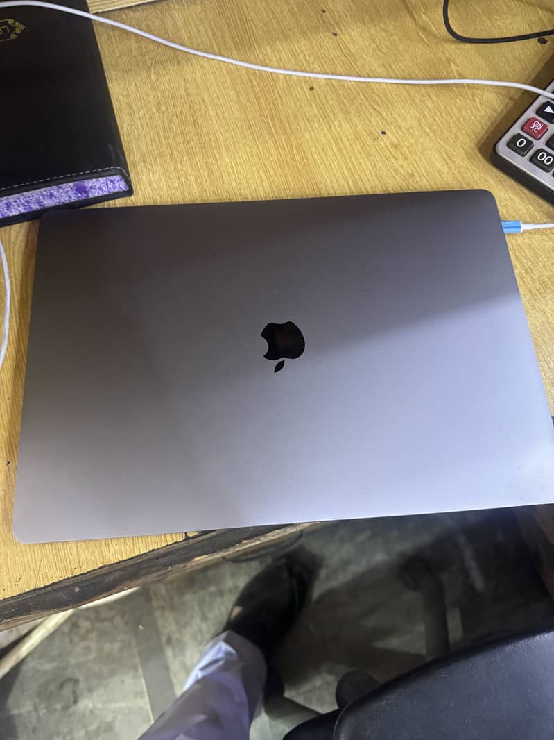 MacBook 2019 3