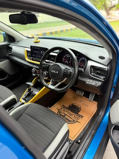 KIA STONIC 2022