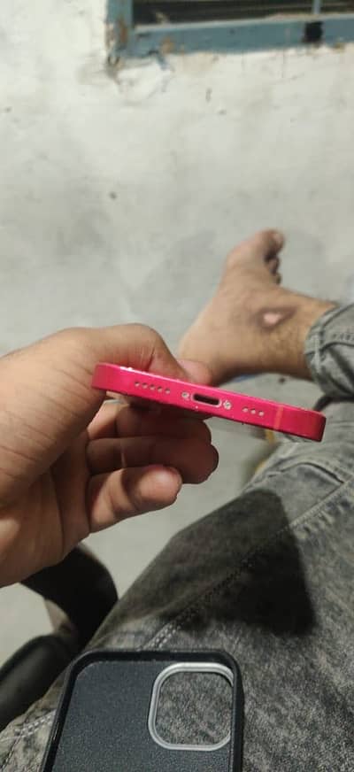 Apple iPhone 14