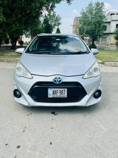 Toyota Aqua 2015 model 18 import