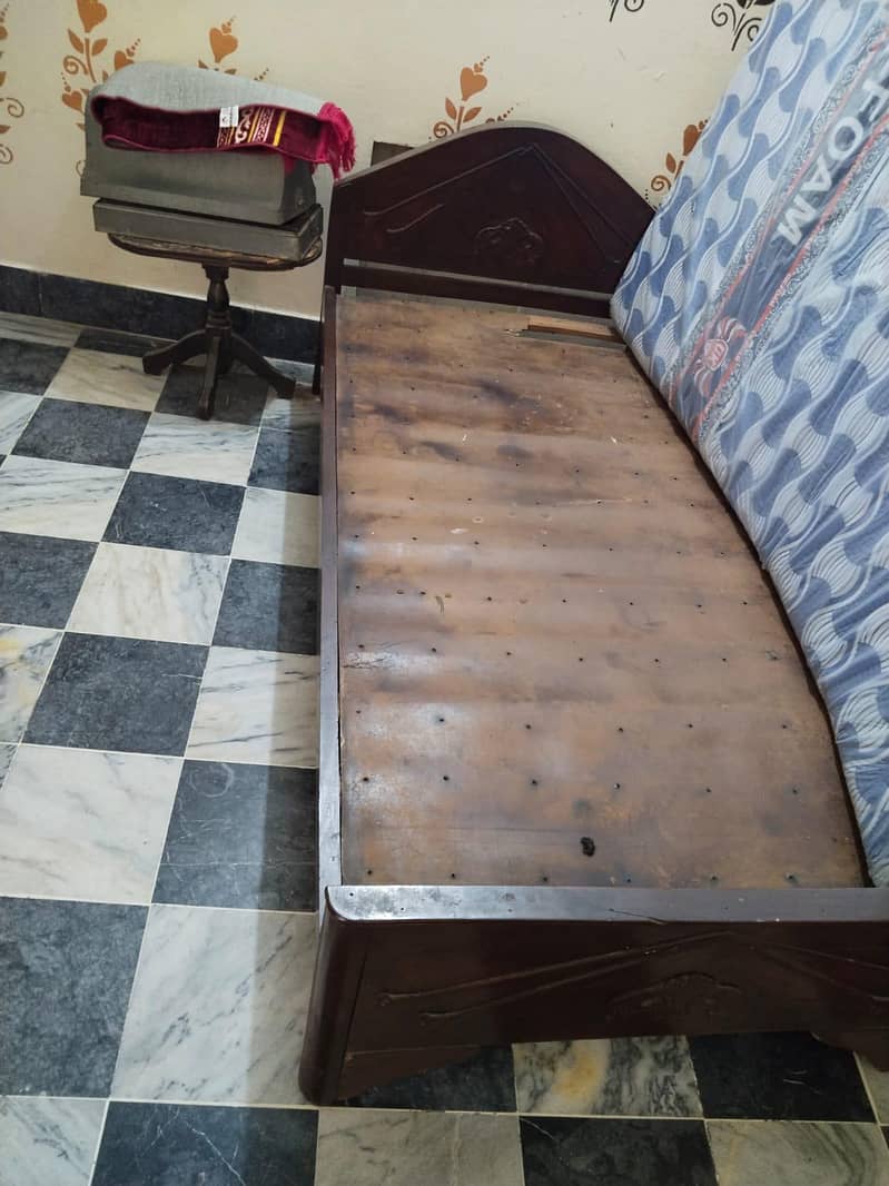 solid wood single 2 bed 4