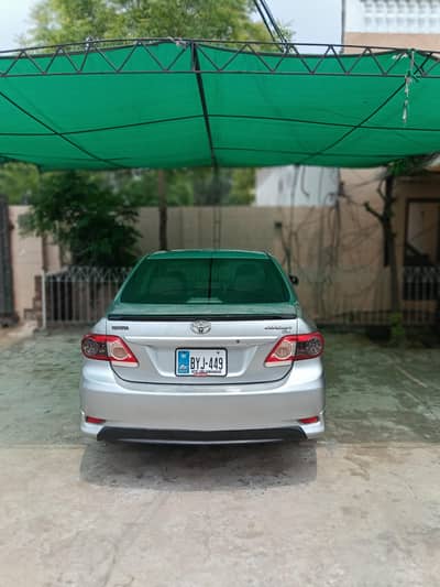 Toyota Corolla GLI 2011