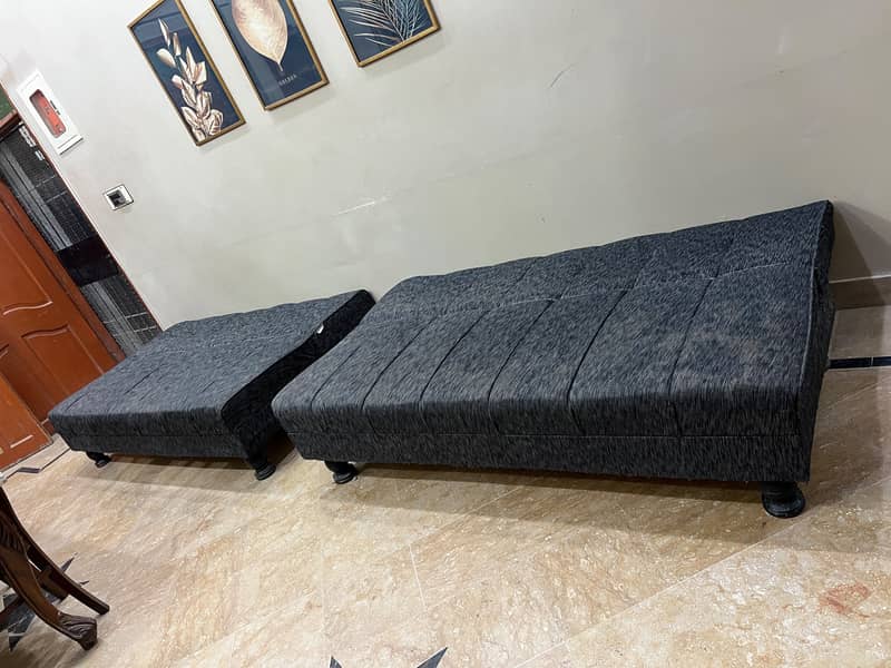 Sofa come bed 1