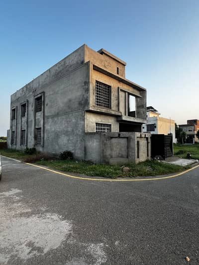 9 Marala Corner A+ Grey Structure House Available For Sale