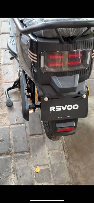 REVOO Scotty - A11 - Totally New