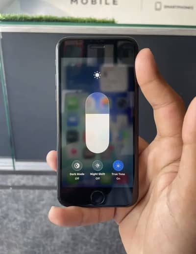 Apple iPhone SE 2020