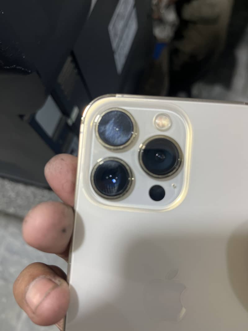Apple iPhone 13 Pro 3