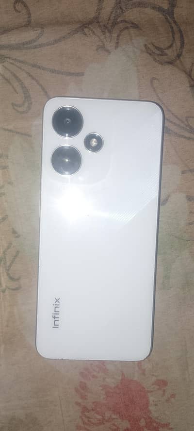 Infinix Hot 30 Play