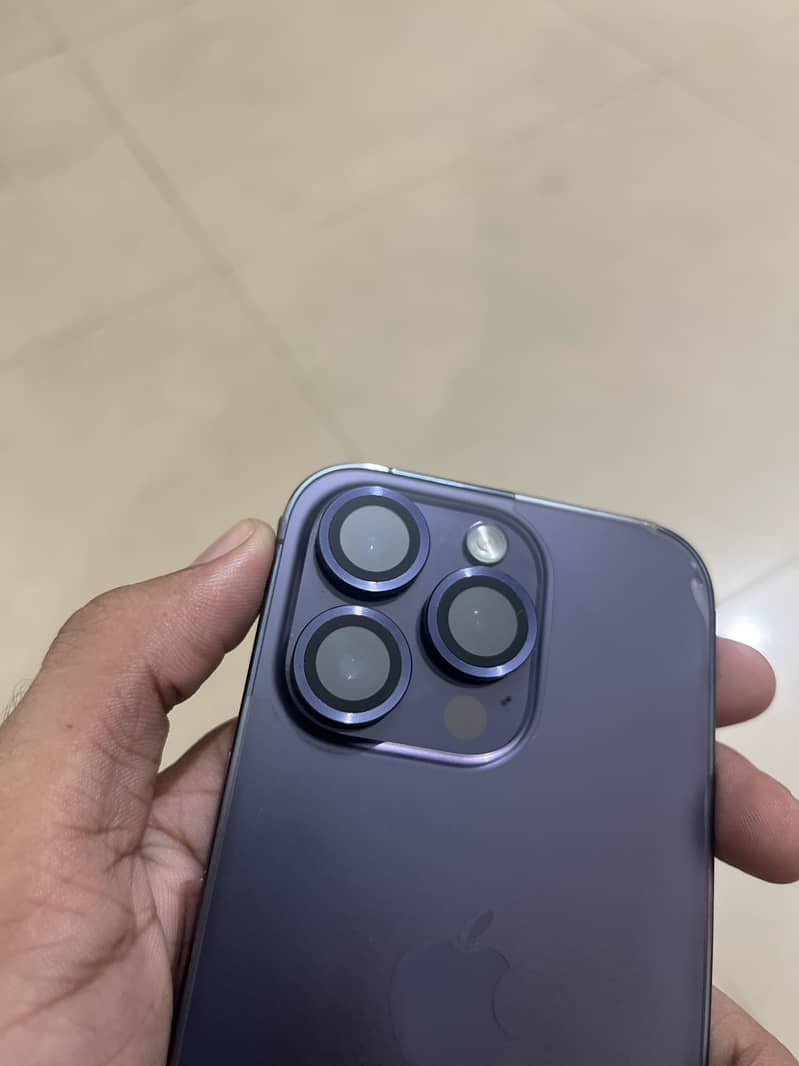 Apple iPhone 14 Pro 2