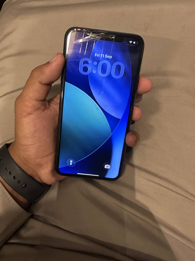 Apple iPhone 11 Pro Max 1