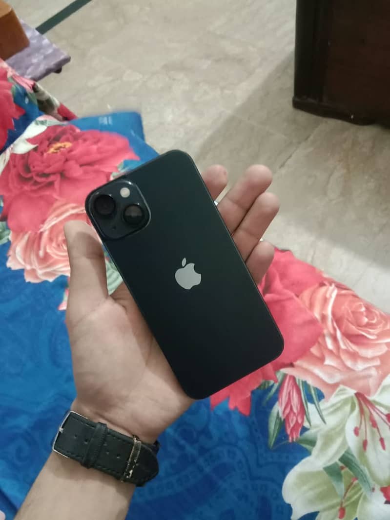 IPhone 13 jv 4
