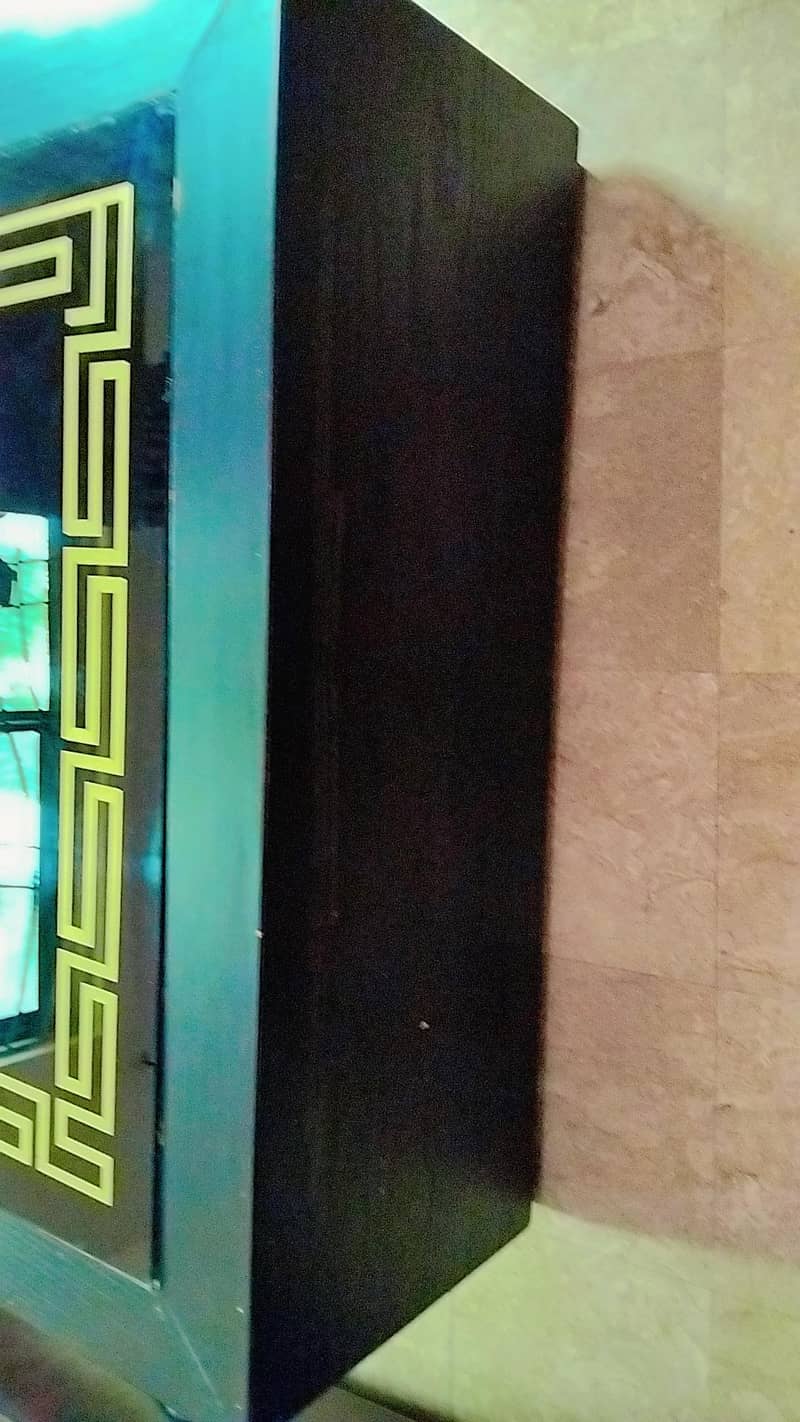 center table 0