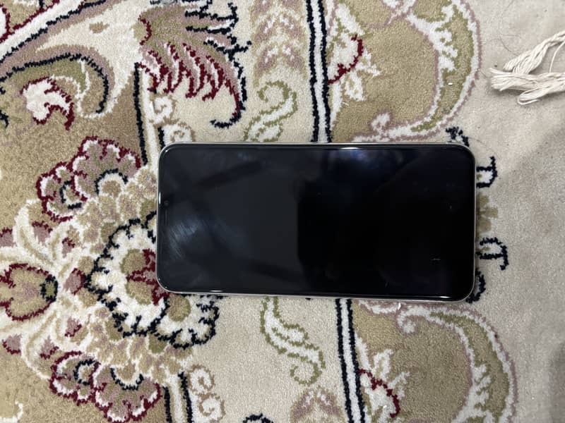 Iphone 11 pro max 2