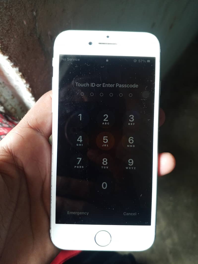 Apple iPhone 8 0