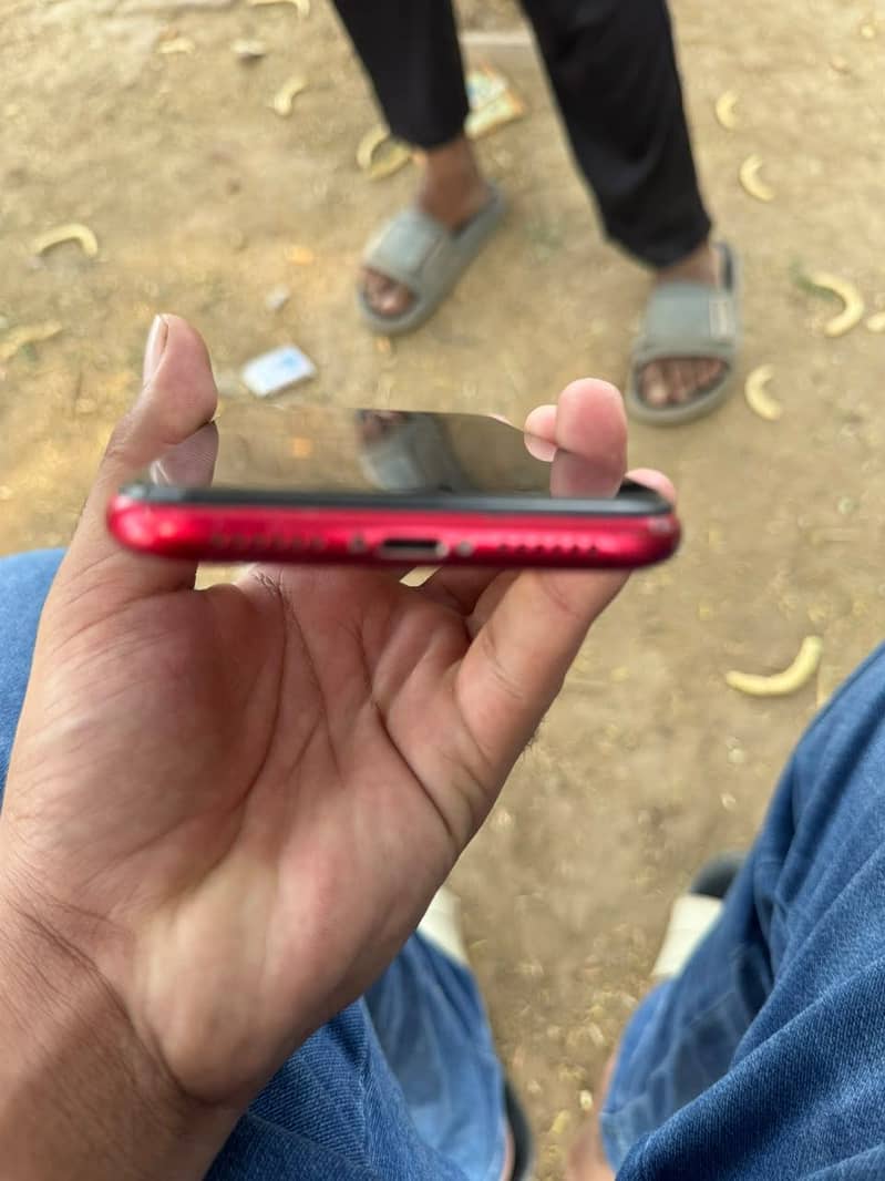 Apple iPhone 11 2