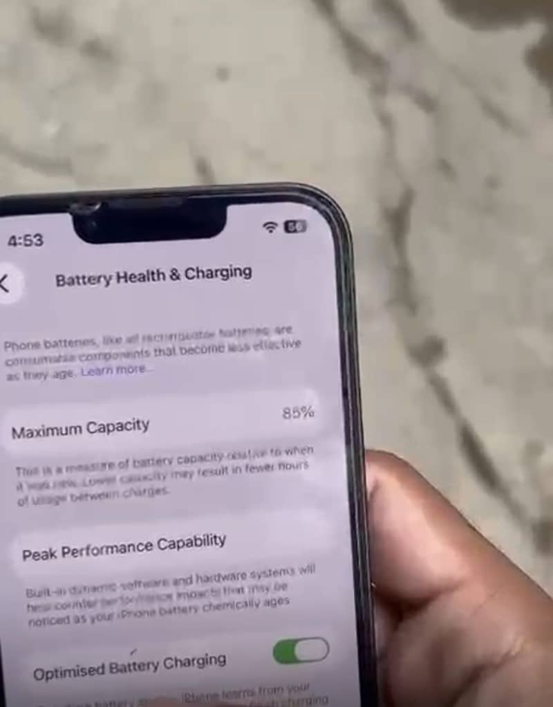 Apple iPhone 14 3