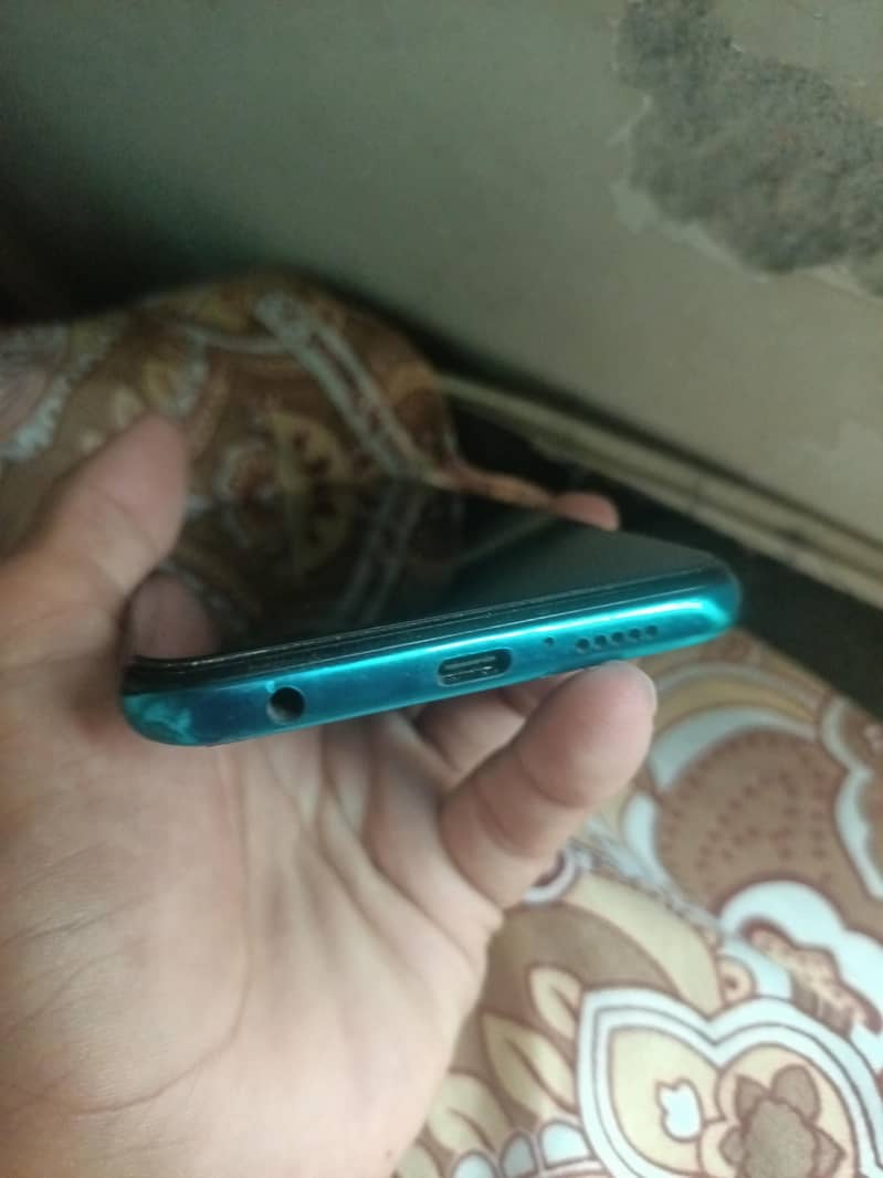 Xiaomi Redmi Note 9S 2