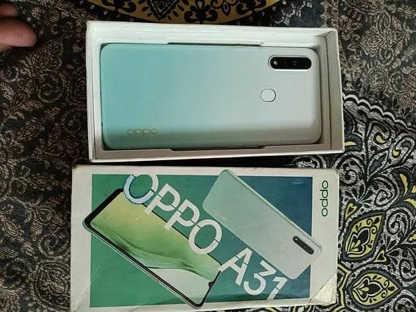 OPPO A31 0