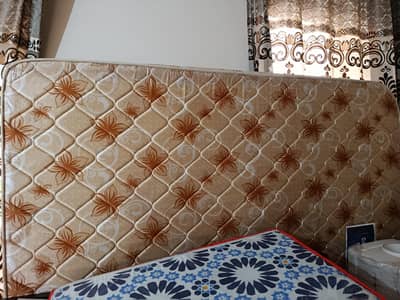 molty foam mattress, one side soft one side hard