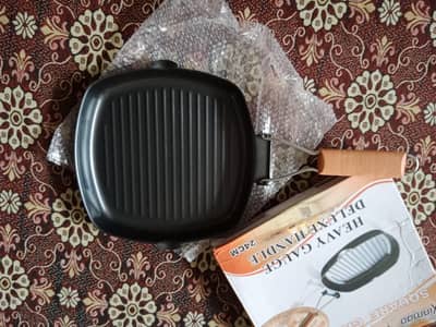 UUNUSED NEW XINMAO COOKWARE SQUARE GRILL PAN