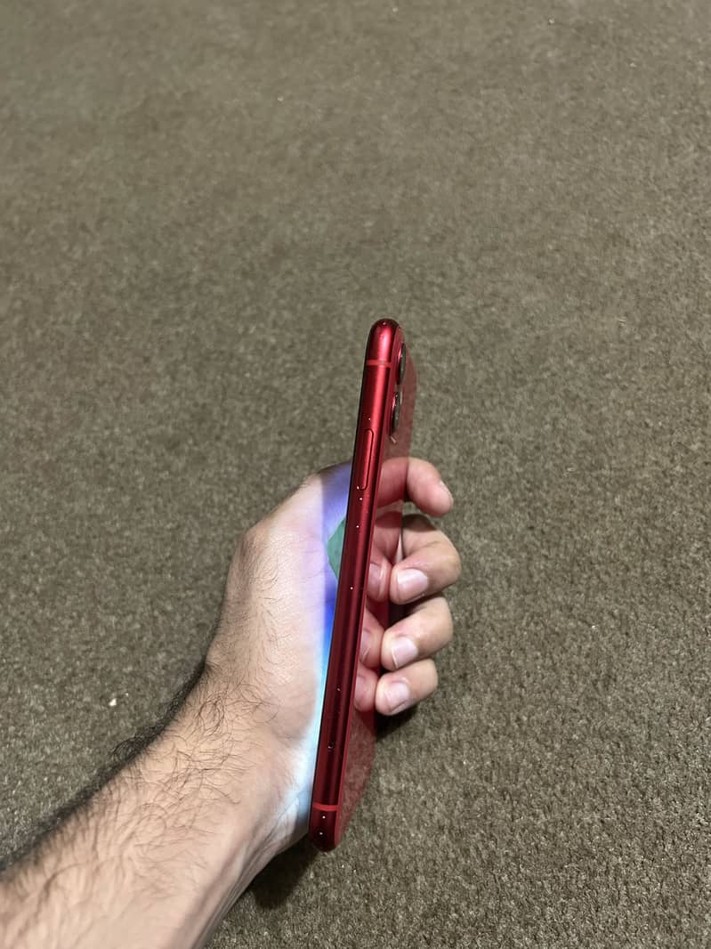 iPhone 11 3