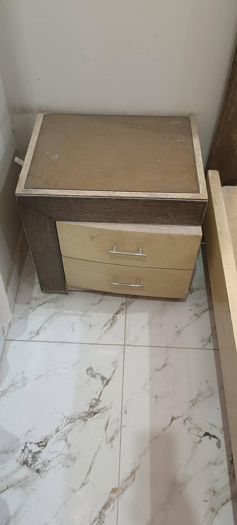 Bed , Set Tables & Drasing Table 2