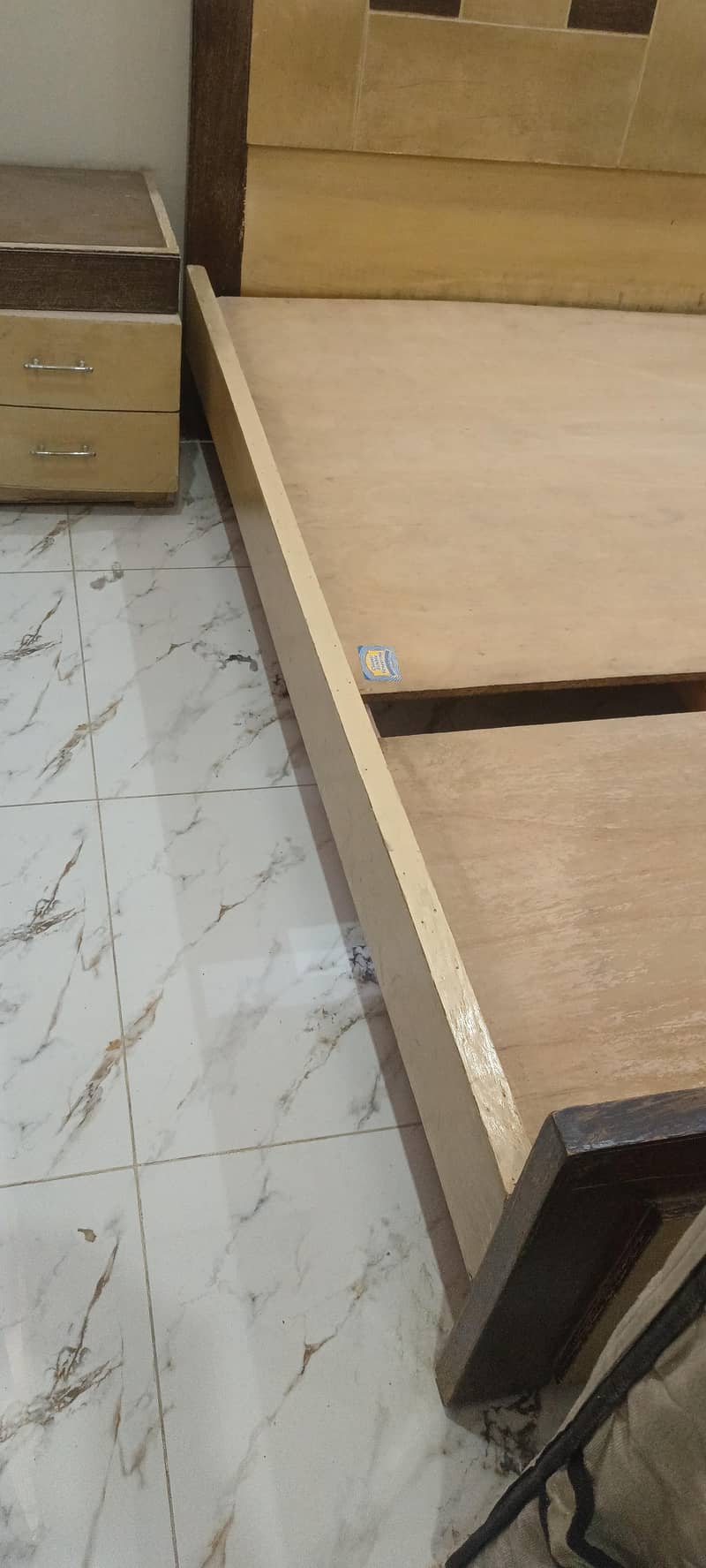 Bed , Set Tables & Drasing Table 3