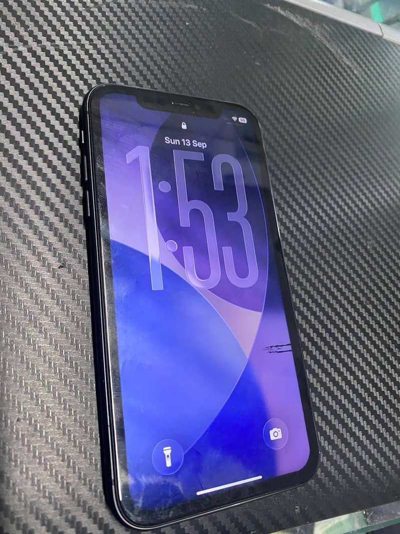 Apple iPhone 11 0