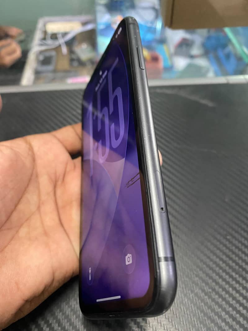 Apple iPhone 11 2