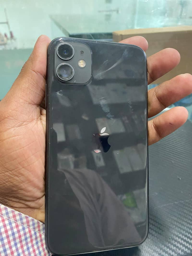 Apple iPhone 11 7