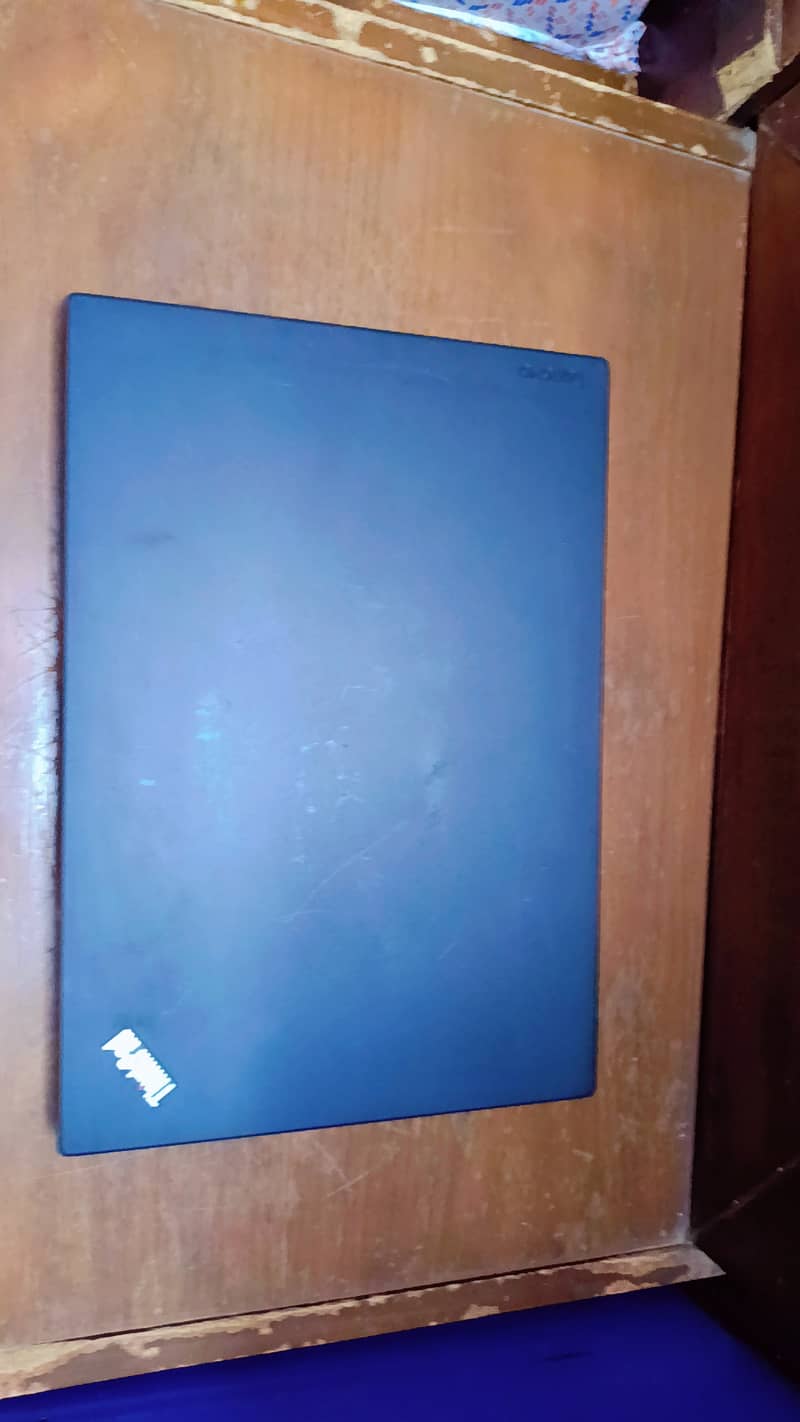 Laptop 0