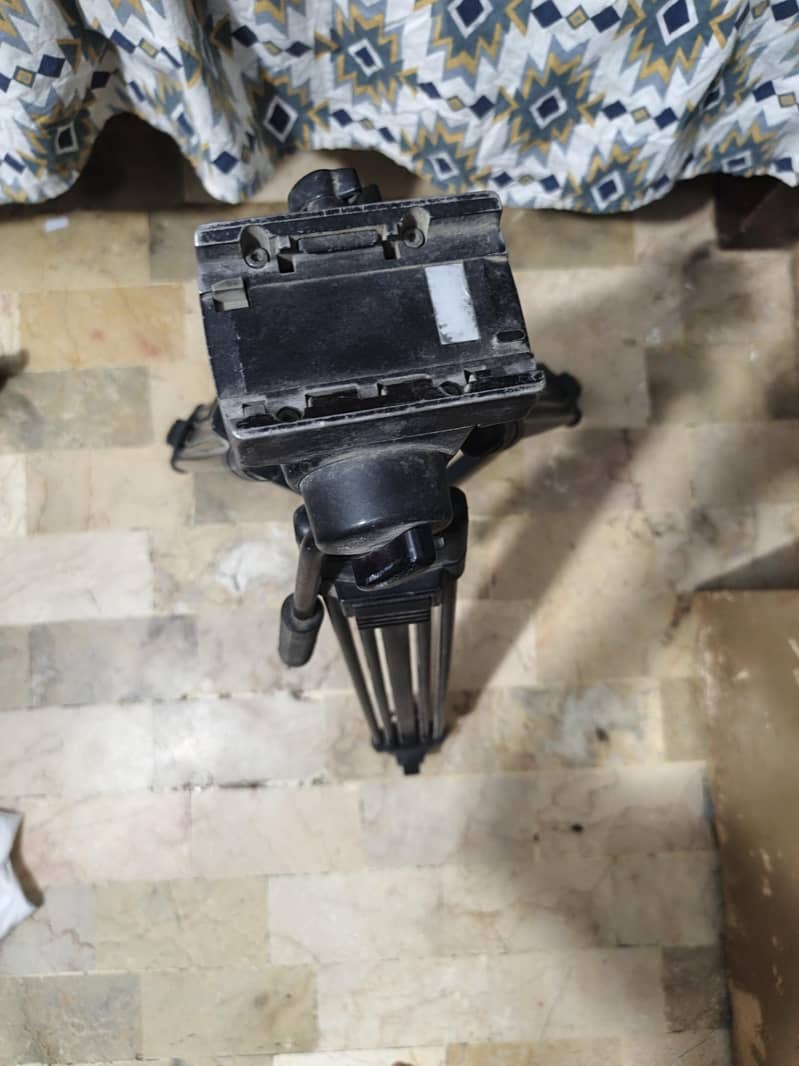 libec camera stand 0