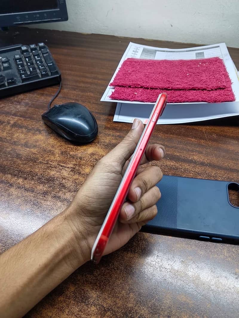 Apple iPhone 7 Plus 0