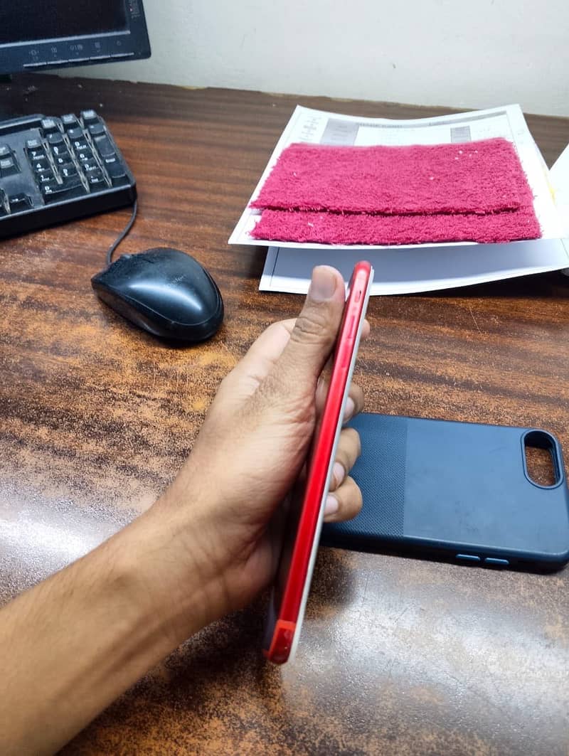 Apple iPhone 7 Plus 2