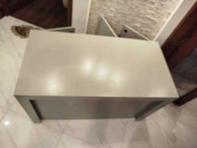 Reception counter