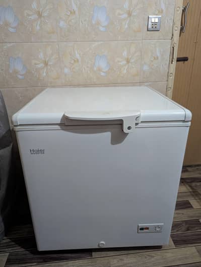 Freezer Haier inverter 245 Ltr