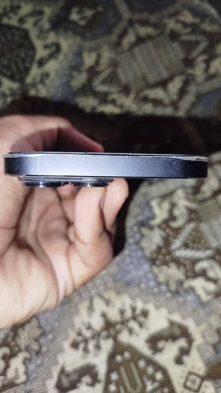 Apple iPhone 14 Pro Max 3